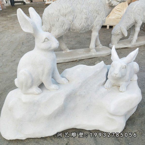 景区动物兔子石雕