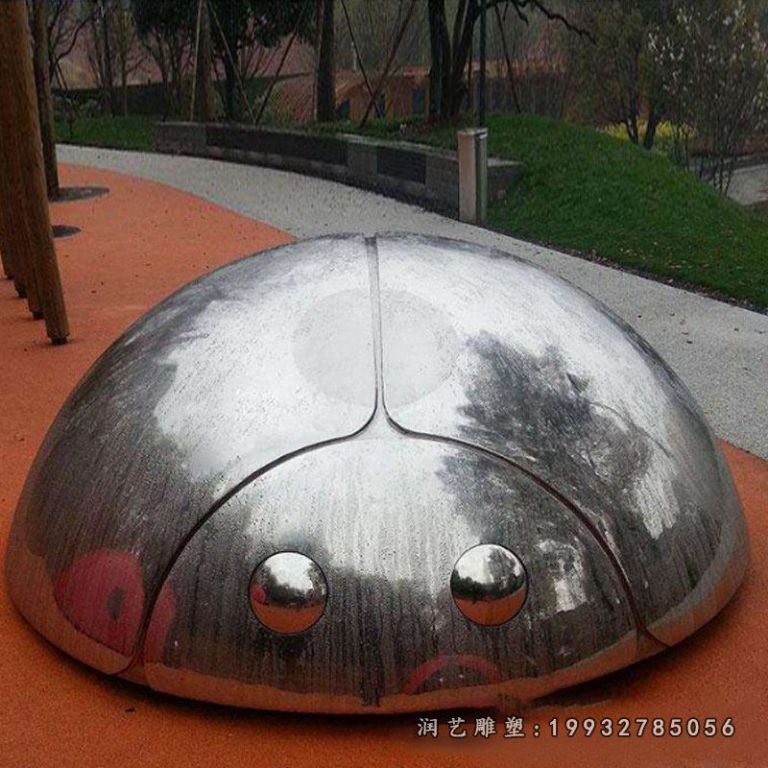 不锈钢瓢虫雕塑 (1)