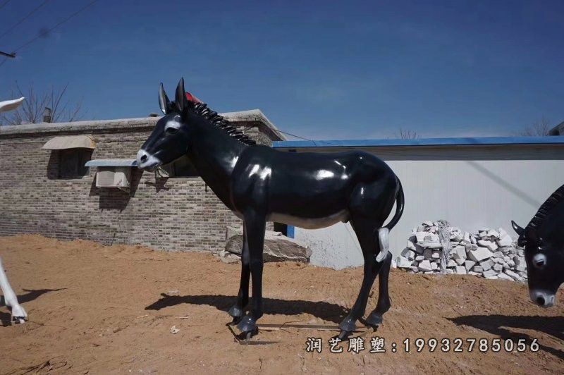 玻璃钢驴动物公园雕塑