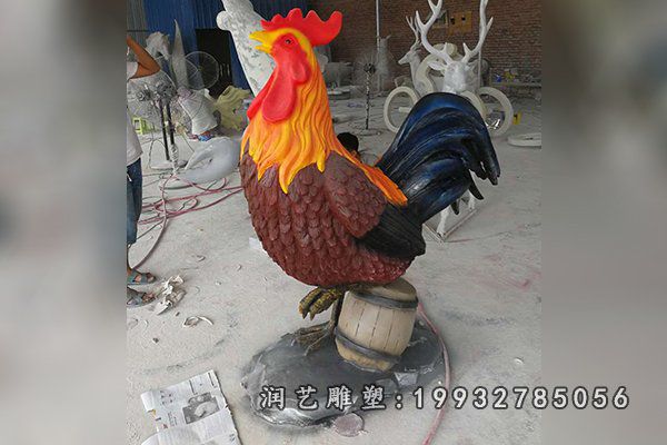 商业街玻璃钢鸡动物雕塑