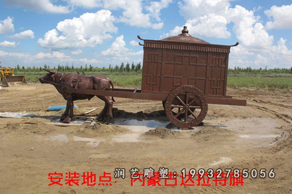 草坪马车景观铜雕