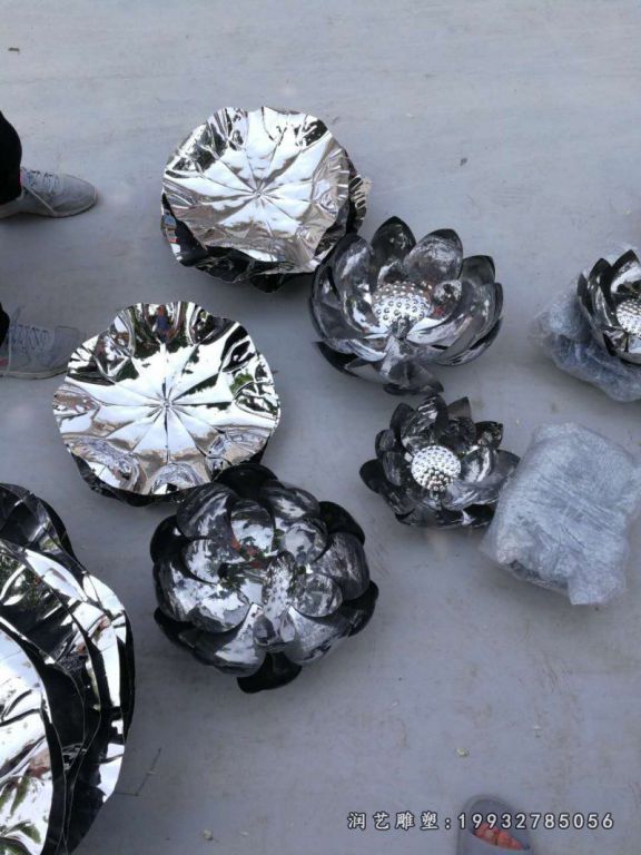 学校不锈钢荷叶景观雕塑