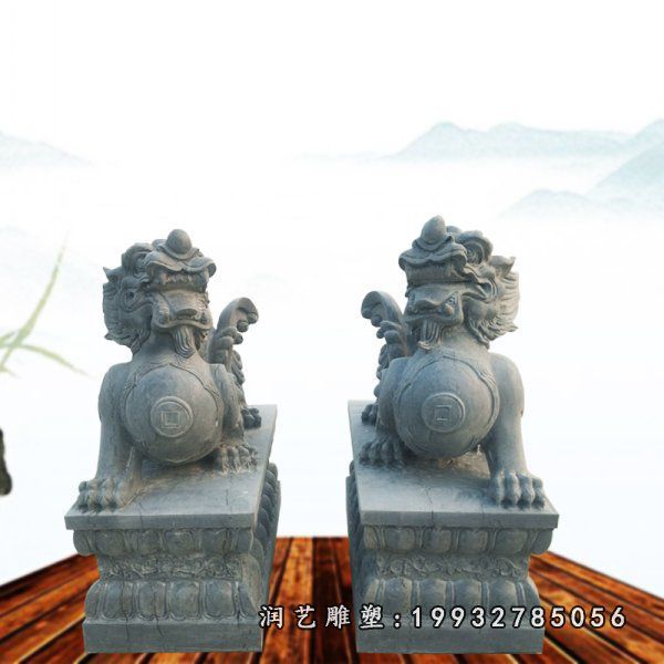 草坪动物貔貅石雕
