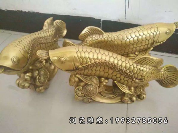 商业街鱼动物铜雕