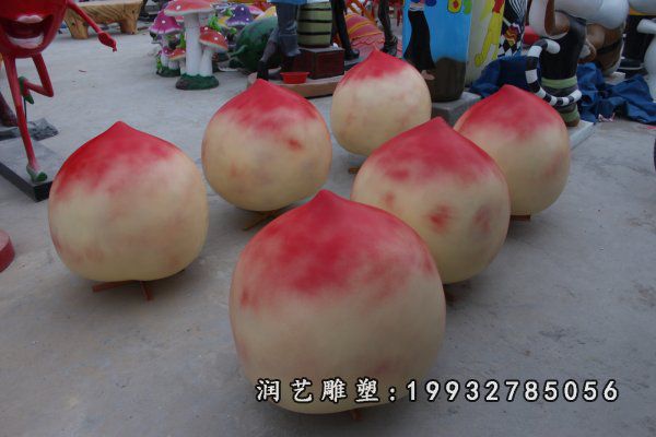 广场玻璃钢桃子景观雕塑