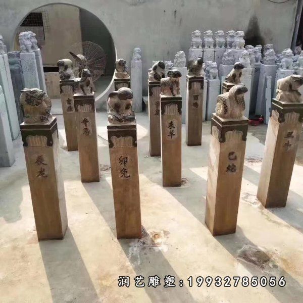 公园拴马桩石雕