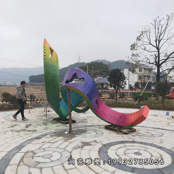 不锈钢螺旋雕塑 (37)