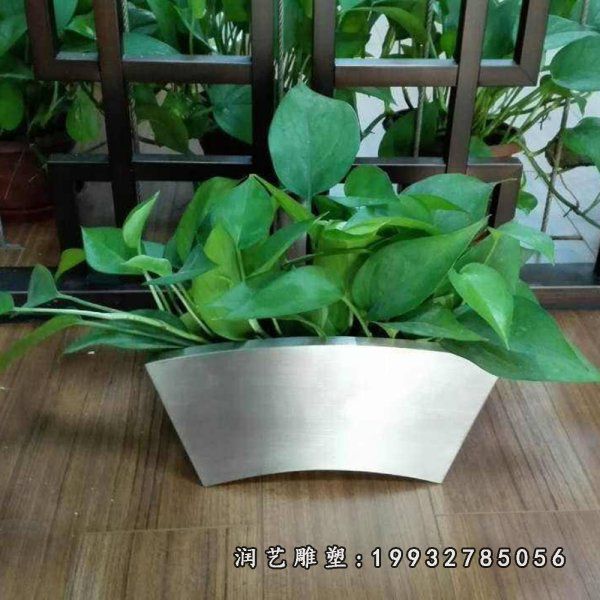 商业街不锈钢花盆雕塑