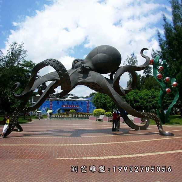 游乐场不锈钢章鱼动物雕塑