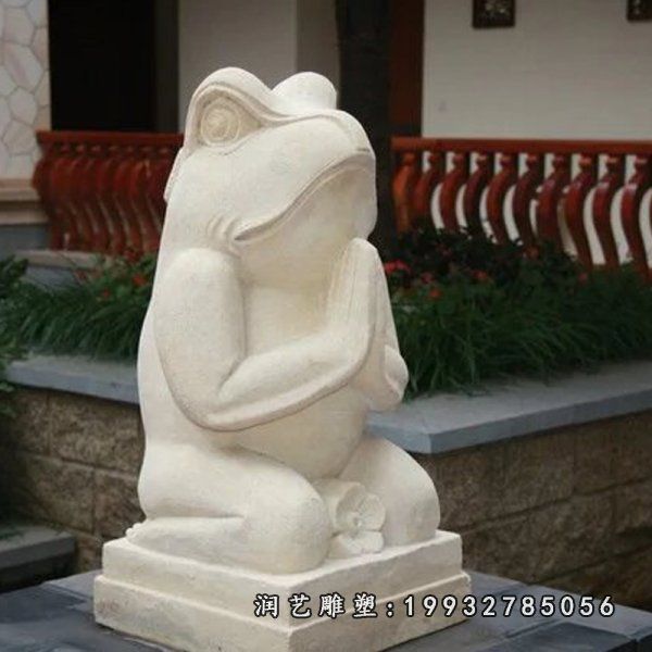 公园青蛙动物石雕
