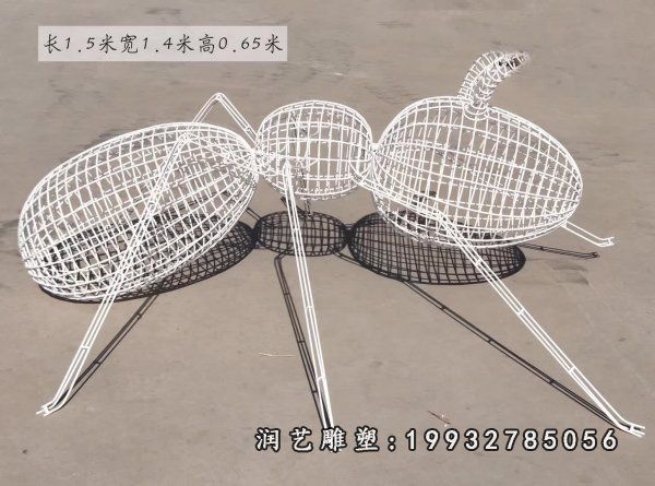 草坪不锈钢动物蚂蚁雕塑