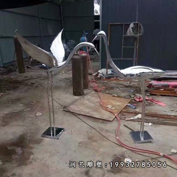 游乐场不锈钢仙鹤动物雕塑