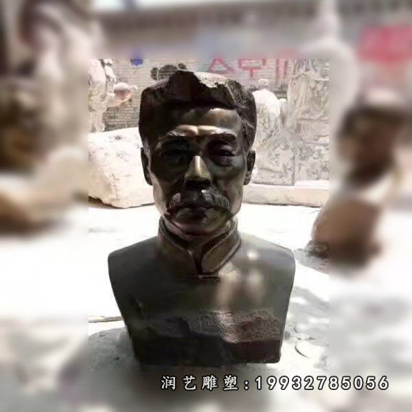酒店鲁迅人物铜雕