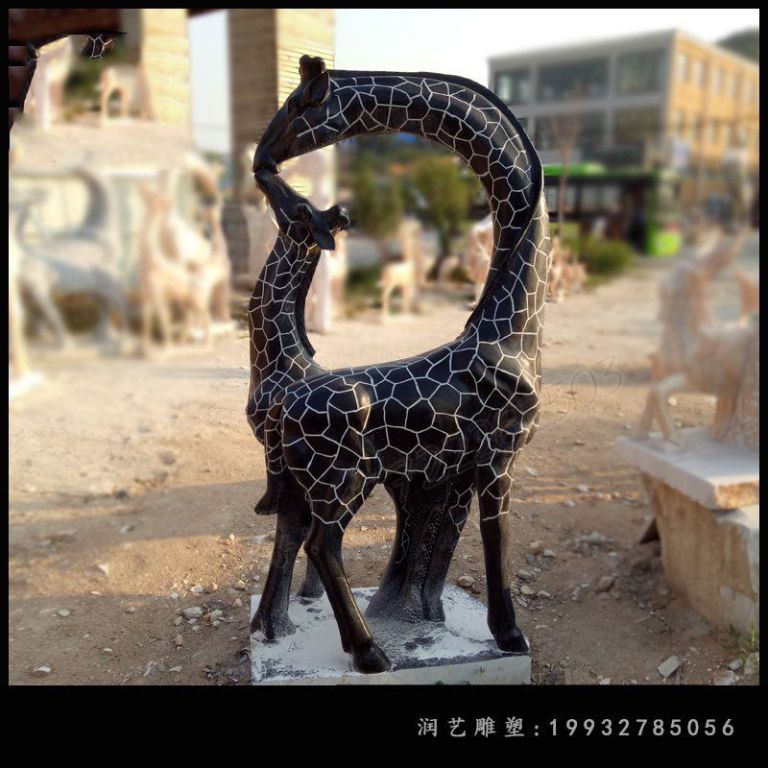 企业长颈鹿动物石雕