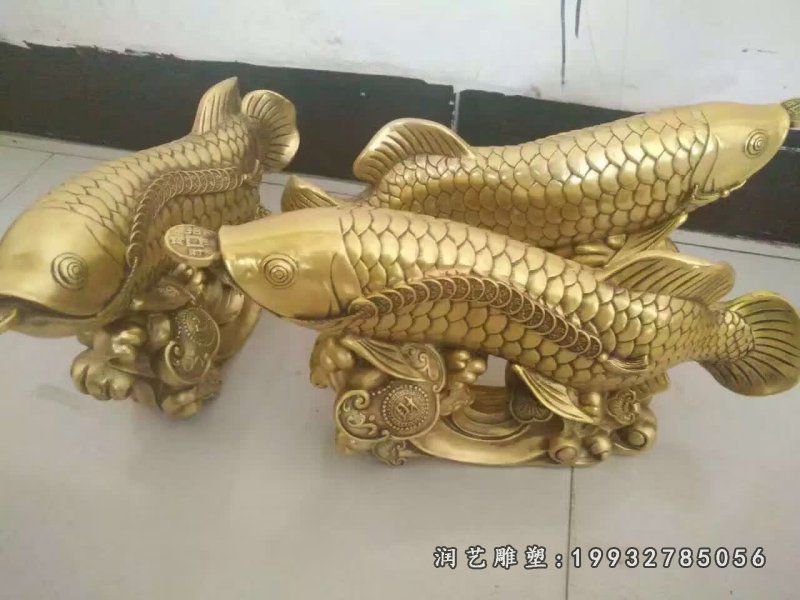 招财金龙鱼雕塑 (2)