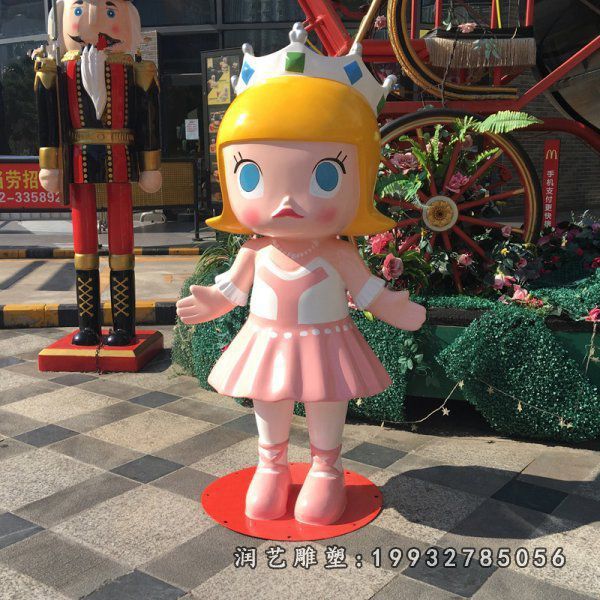 小区玻璃钢泡泡玛特卡通雕塑