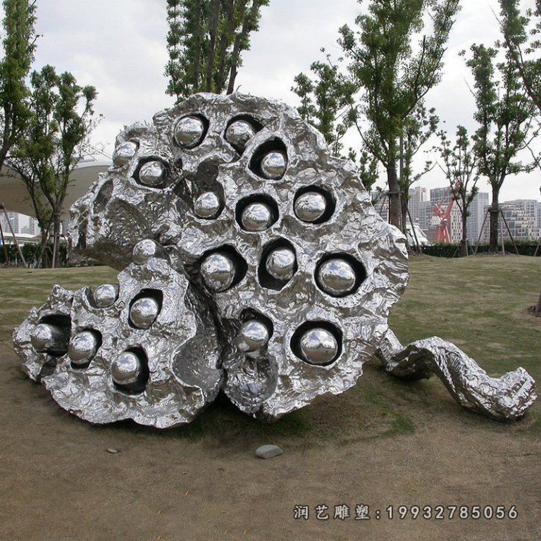 小区不锈钢莲蓬景观雕塑