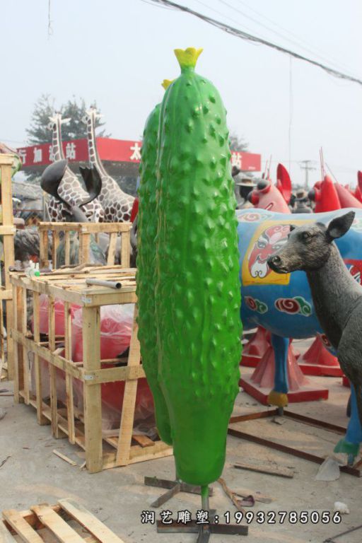 庙宇玻璃钢黄瓜景观雕塑