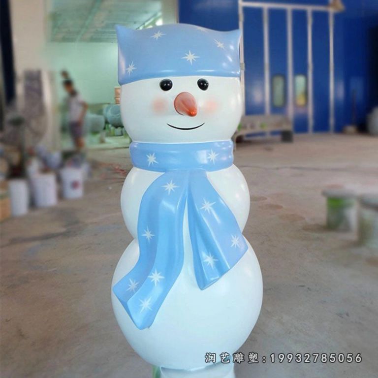 景区玻璃钢雪人卡通雕塑