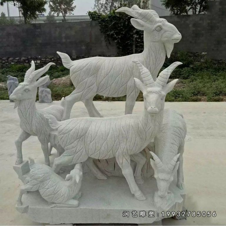 景区羊动物石雕