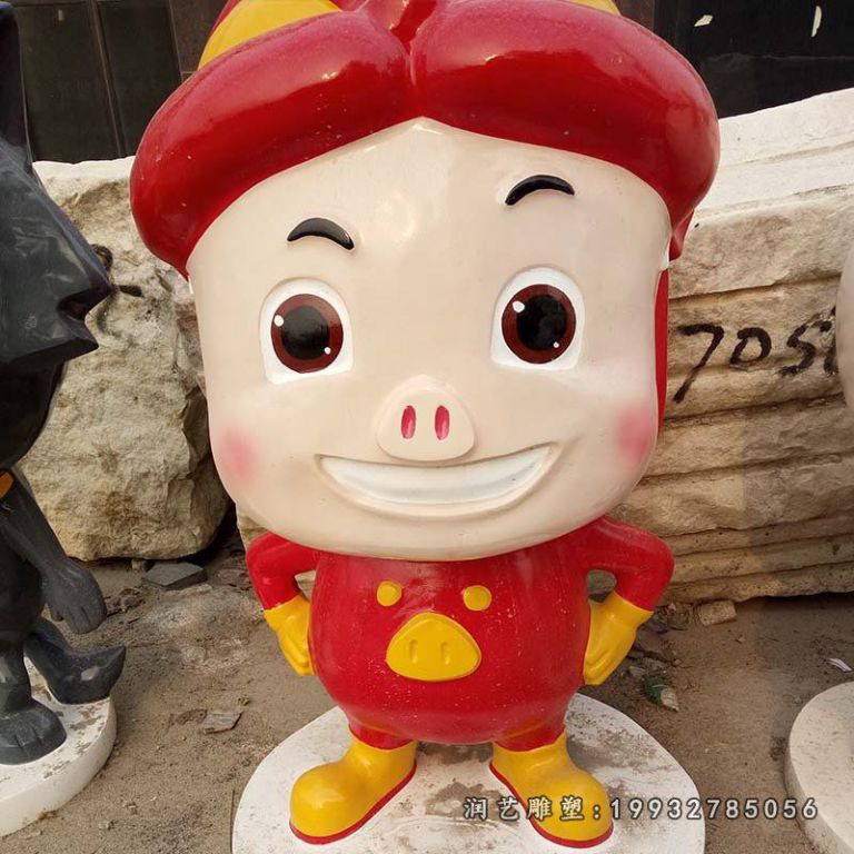 小区玻璃钢猪猪侠卡通雕塑