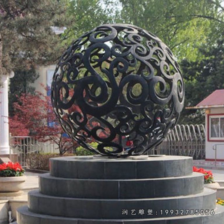 企业不锈钢镂空球景观雕塑