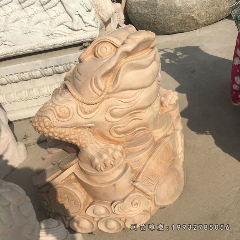 广场金蟾动物石雕
