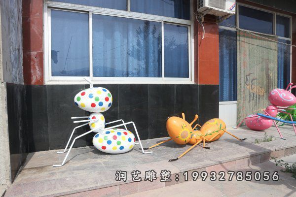 玻璃钢蚂蚁雕塑 (33)
