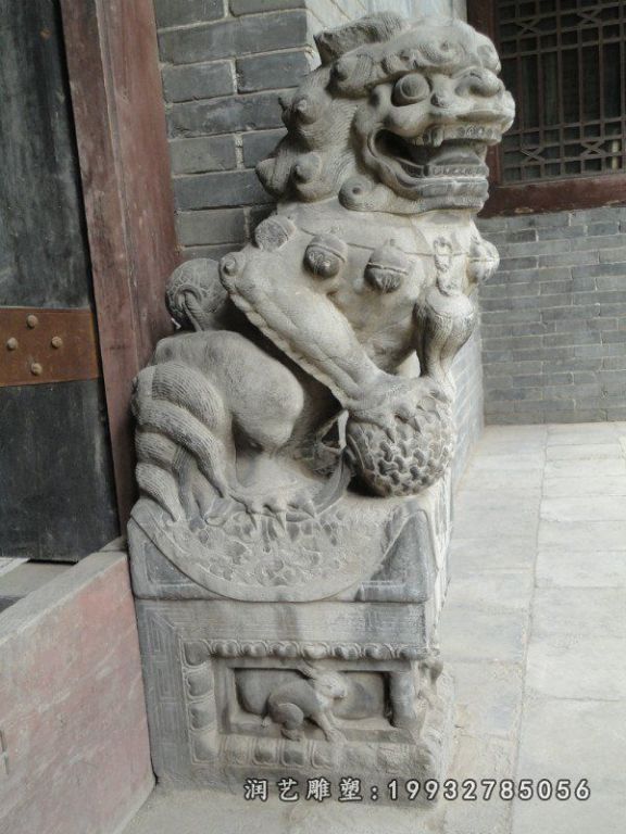 踩球门狮雕塑,仿古狮子石雕 (2)