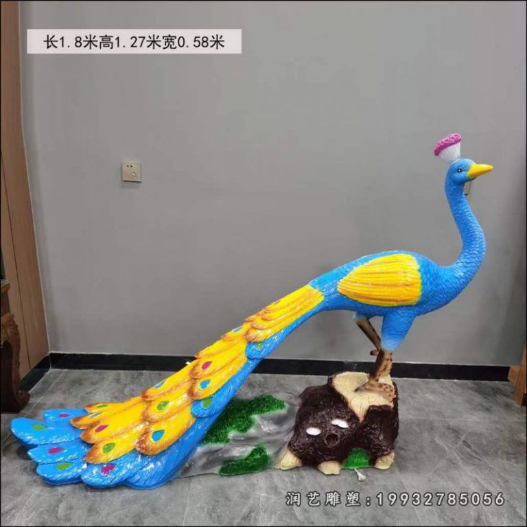广场玻璃钢孔雀动物雕塑