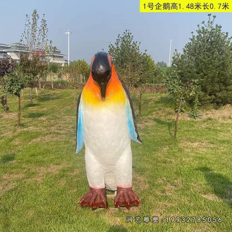 公园玻璃钢企鹅动物雕塑