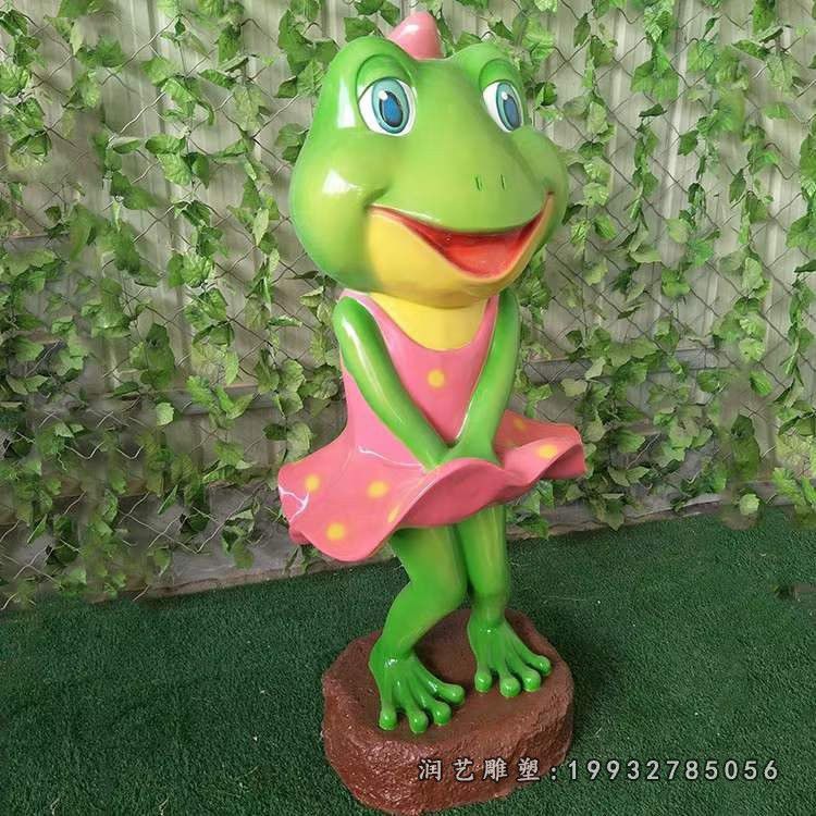 小区玻璃钢青蛙卡通雕塑