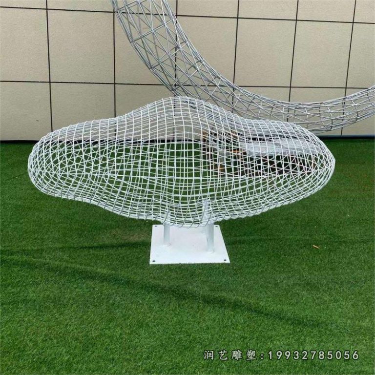 医院不锈钢云朵景观雕塑
