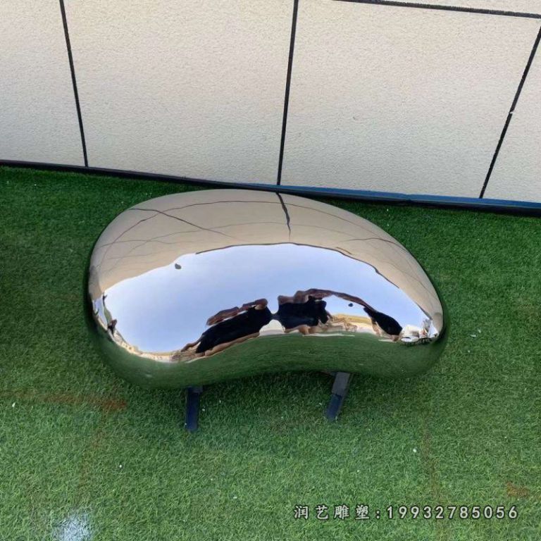 商场不锈钢鹅卵石景观雕塑