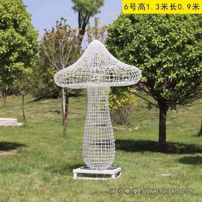 游乐场不锈钢蘑菇景观雕塑