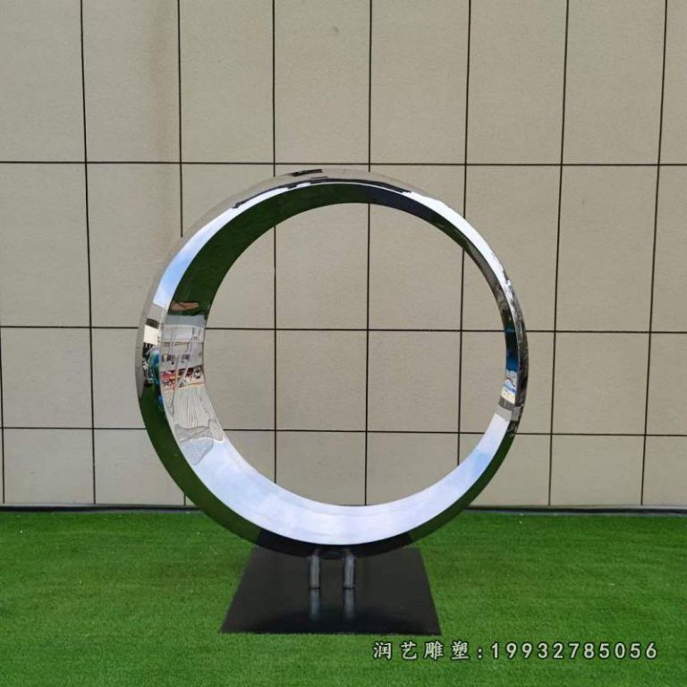 小区不锈钢圆环景观雕塑