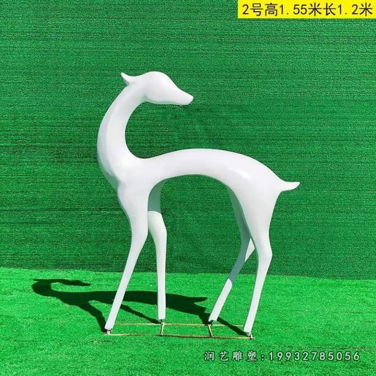 景区玻璃钢鹿动物雕塑