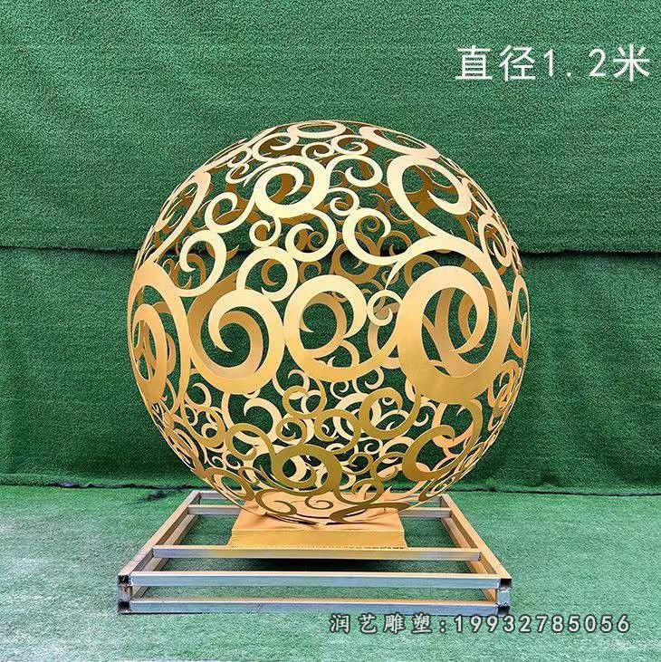 酒店不锈钢镂空球景观雕塑