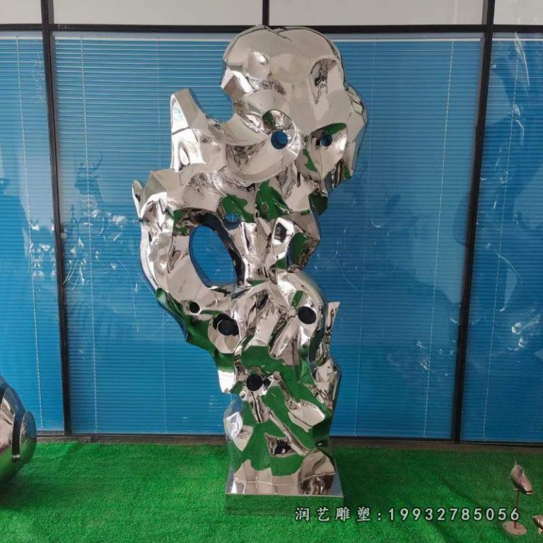 公司不锈钢太湖石雕塑