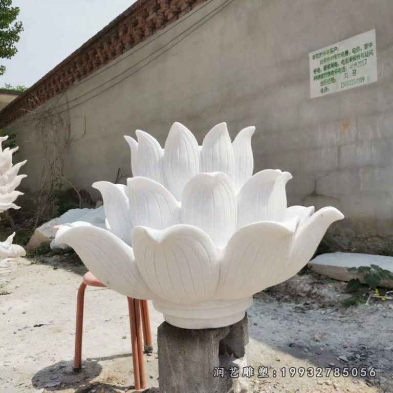 校园景观荷花石雕