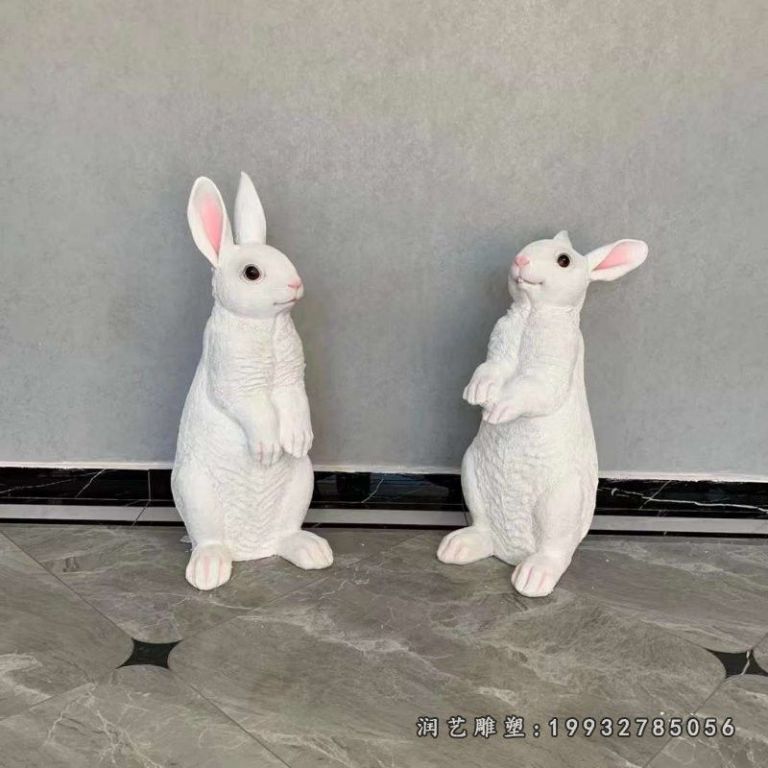 玻璃钢兔子景区雕塑