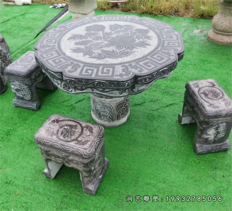 广场桌凳景观石雕