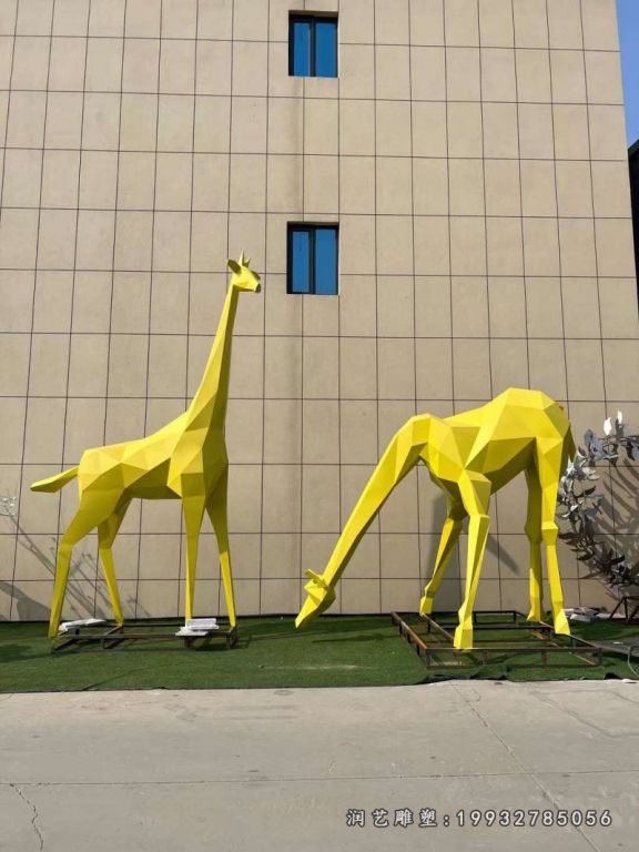 游乐场不锈钢长颈鹿雕塑